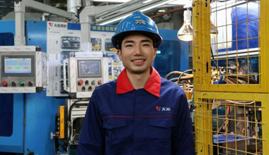 侯斌：从职场新人到新型工匠